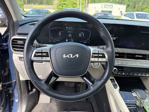 Used 2024 Kia Telluride EX image 20