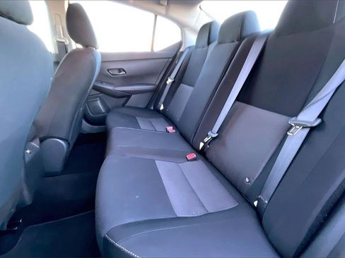 Used 2024 Nissan Sentra SV image 23