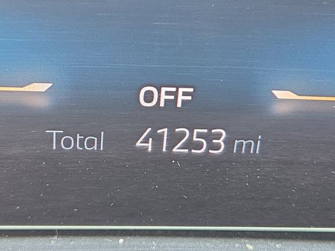 Used 2023 BMW X7 xDrive40i w/ Executive Package AWD/4WD image 39