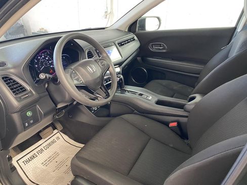 Used 2018 Honda HR-V EX image 18