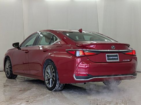 Certified 2024 Lexus ES 300h Ultra Luxury w/ Accessory Package (Z2) image 6