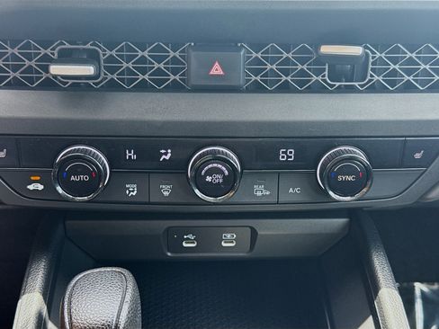 Used 2024 Honda Accord EX image 12