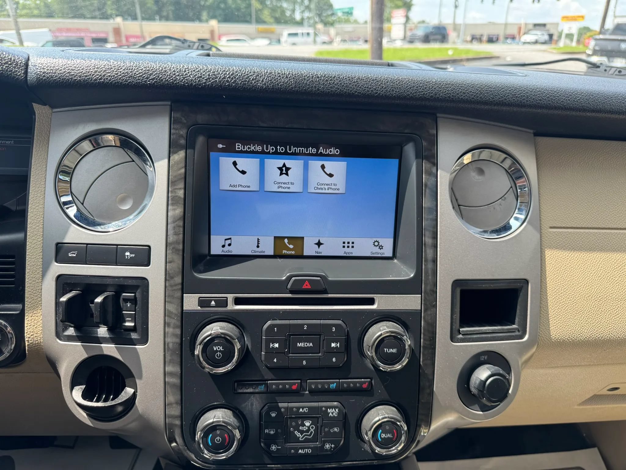 Used 2017 Ford Expedition Limited RWD image 20