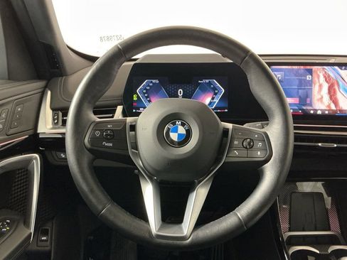 Certified 2025 BMW X1 xDrive28i w/ Technology Package AWD/4WD image 8