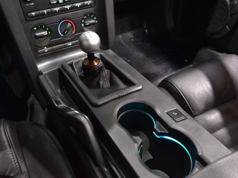 Used 2009 Ford Mustang GT Premium RWD image 24