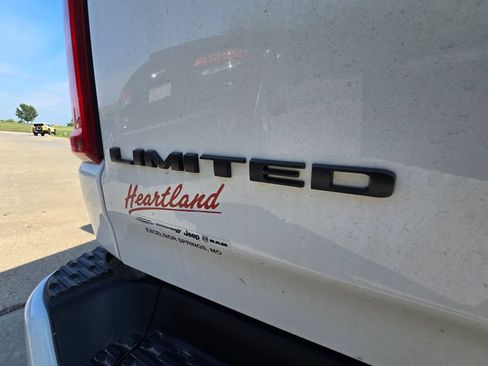 Used 2026 RAM 1500 Limited AWD/4WD image 18