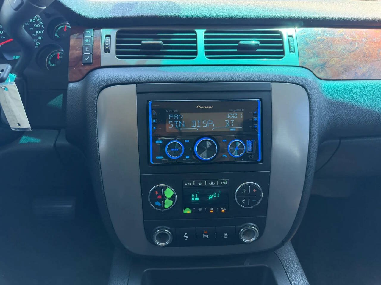Used 2012 GMC Yukon SLT AWD/4WD image 28