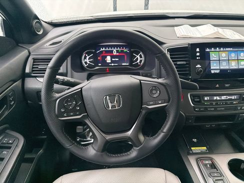 Used 2024 Honda Passport EX-L image 27