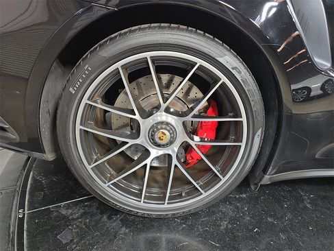 Used 2019 Porsche 911 Turbo image 29