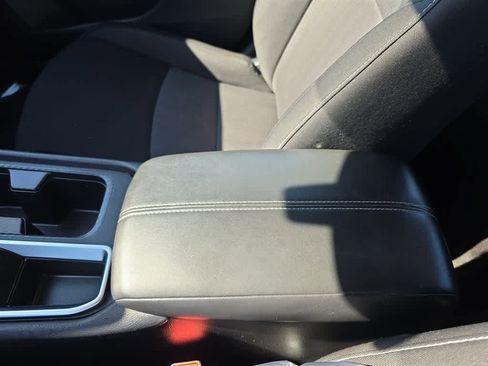 Used 2022 Nissan Sentra SV FWD image 45