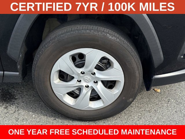 Used 2025 Toyota RAV4 LE FWD image 7