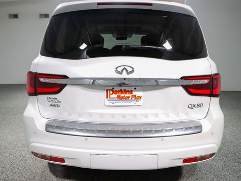 Used 2023 INFINITI QX80 Luxe w/ Cargo Package AWD/4WD image 8