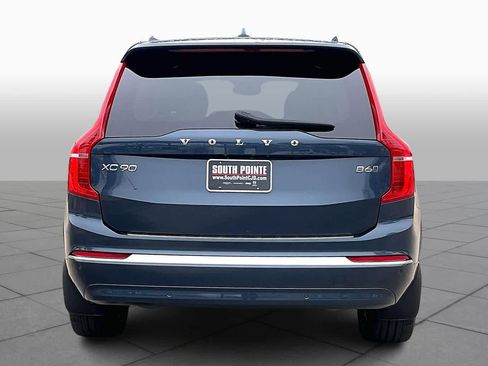 Used 2024 Volvo XC90 B6 Ultimate w/ Lounge Package image 5