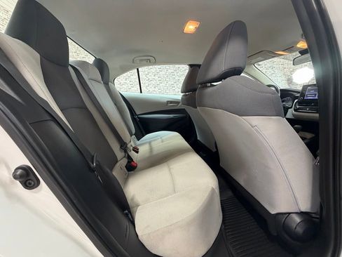 Used 2022 Toyota Corolla LE FWD image 10