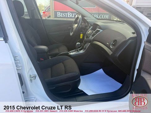 Used 2015 Chevrolet Cruze LT w/ Sun And Sound Package image 12