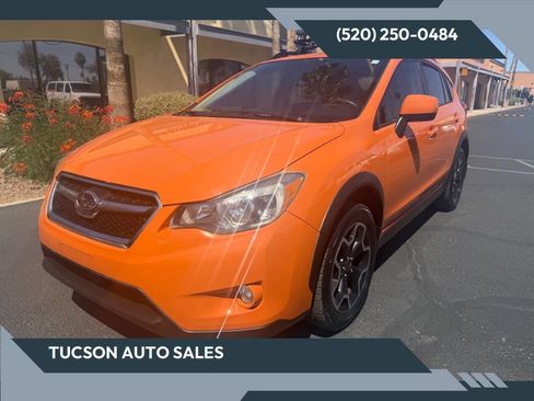 Used 2014 Subaru Crosstrek 2.0i Premium w/ Moonroof Package AWD/4WD image 1