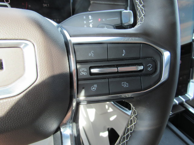 Used 2024 GMC Acadia Denali w/ Super Cruise Package FWD image 19