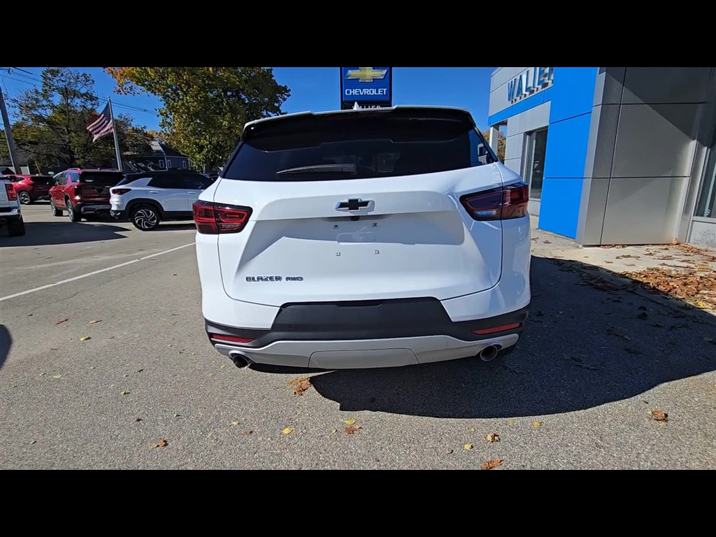 New 2026 Chevrolet Blazer LT w/ Convenience Package AWD/4WD image 7