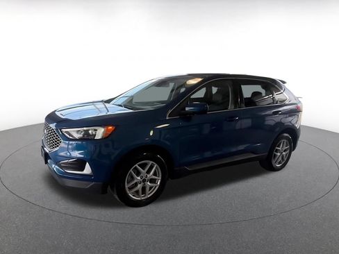 Used 2024 Ford Edge SEL AWD/4WD image 7