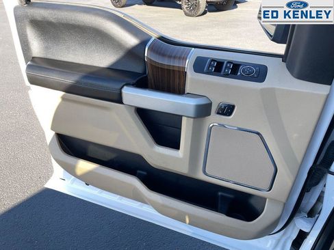 Used 2017 Ford F150 Lariat image 24