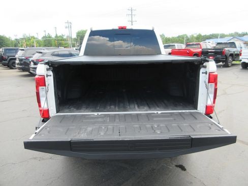 Used 2019 Ford F350 Lariat AWD/4WD image 8