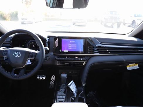 New 2026 Toyota Camry SE image 11
