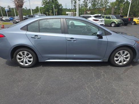 Used 2024 Toyota Corolla LE FWD image 7