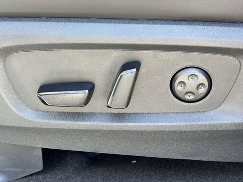 New 2026 INFINITI QX60 Luxe w/ Family Package image 13