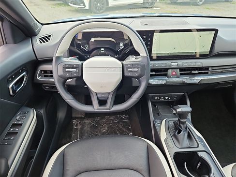 New 2025 Kia K4 GT-Line w/ GT-Line Premium Package image 7