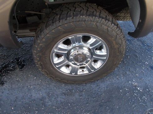 Used 2016 Ford F250 King Ranch w/ King Ranch w/Chrome Package image 12