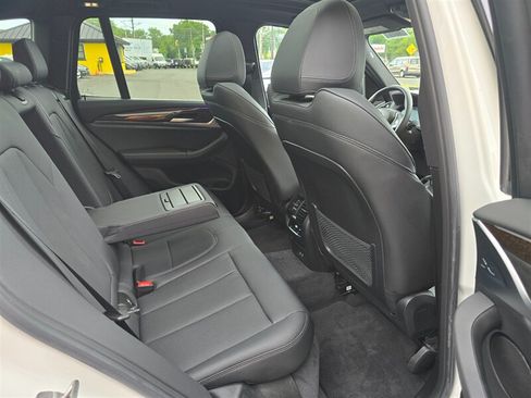 Used 2023 BMW X3 xDrive30i w/ Convenience Package w/ZPA AWD/4WD image 16