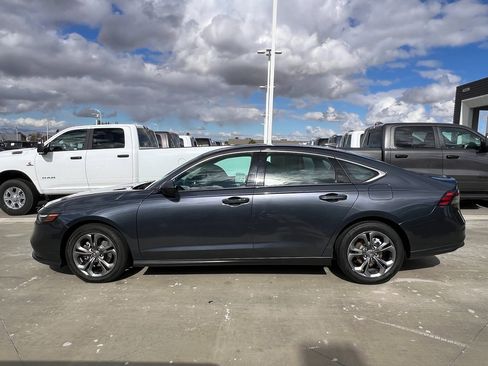 Used 2023 Honda Accord EX image 3