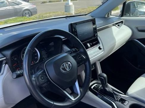 Used 2022 Toyota Corolla Cross LE AWD/4WD image 6