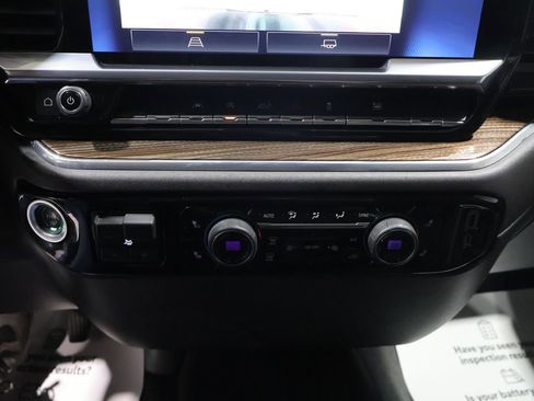 Used 2023 Chevrolet Silverado 1500 LT image 29