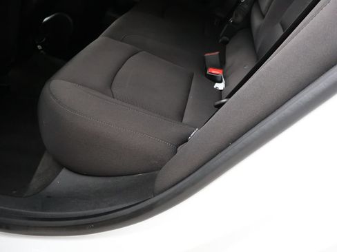 Used 2020 Chevrolet Malibu LT FWD image 20
