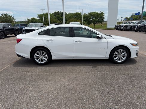 Used 2025 Chevrolet Malibu LT FWD image 6