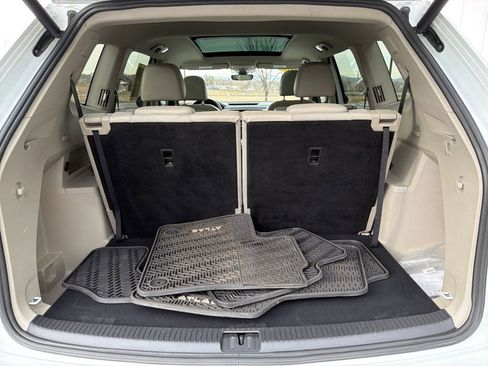 Used 2018 Volkswagen Atlas SEL Premium image 24