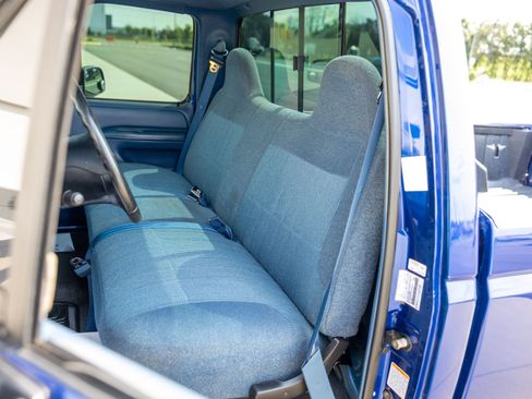 Used 1997 Ford F250 4x4 Regular Cab Heavy Duty image 30