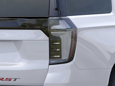 New 2026 Chevrolet Suburban RST w/ Comfort Package AWD/4WD image 11