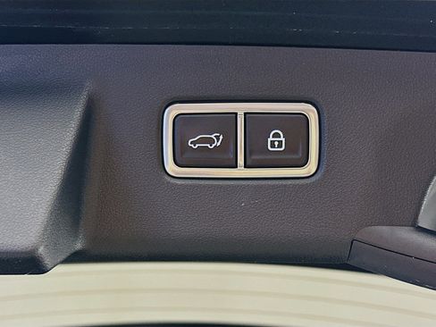 Used 2021 Kia Sorento EX w/ Panoramic Sunroof Package FWD image 30