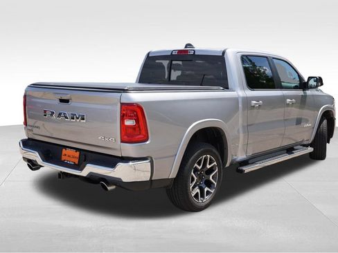 Certified 2025 RAM 1500 Laramie AWD/4WD image 5