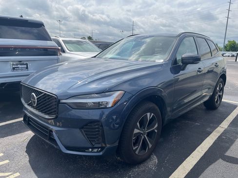 New 2026 Volvo XC60 B5 Core AWD/4WD image 5