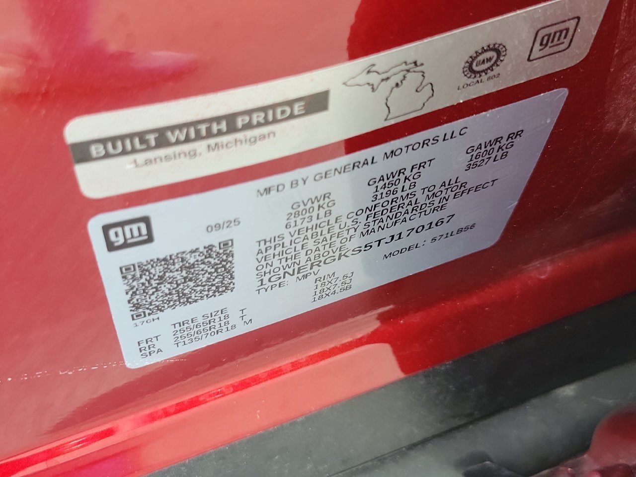 Certified 2026 Chevrolet Traverse LT FWD image 32