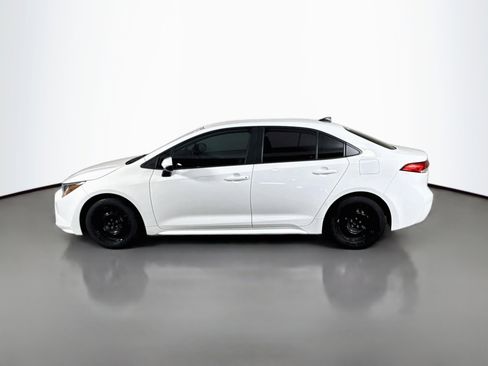 Used 2022 Toyota Corolla L FWD image 6