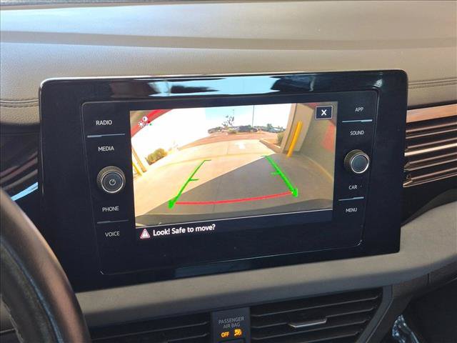 Used 2025 Volkswagen Jetta SE FWD image 18