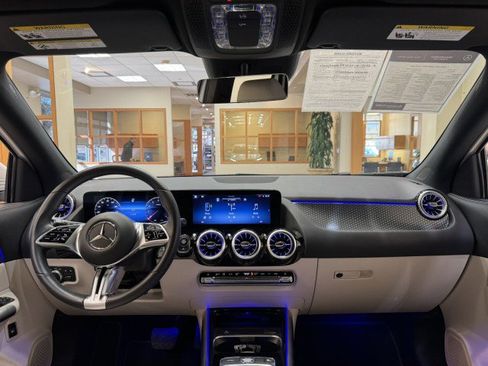 Certified 2025 Mercedes-Benz GLA 250 image 6