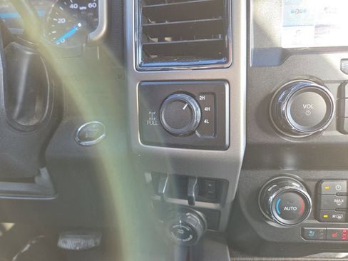 Used 2020 Ford F250 Lariat w/ Lariat Ultimate Package image 17