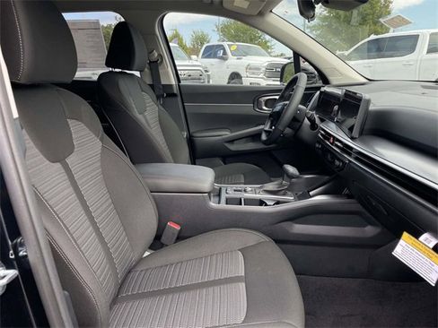 New 2026 Kia Sorento LX image 14