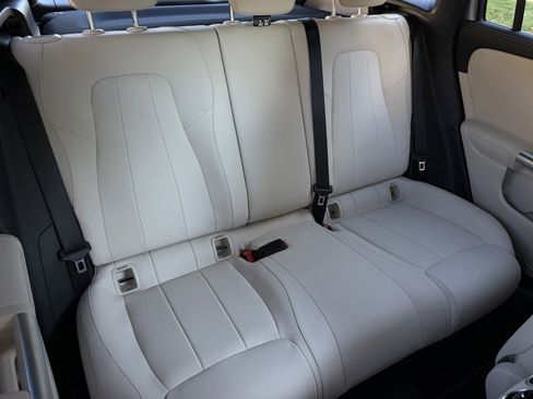 Certified 2025 Mercedes-Benz GLA 250 image 17