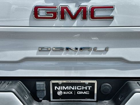 Certified 2024 GMC Sierra 2500 Denali w/ Denali Reserve Package AWD/4WD image 32